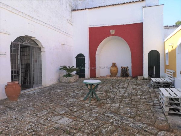 casa indipendente in vendita ad Ostuni