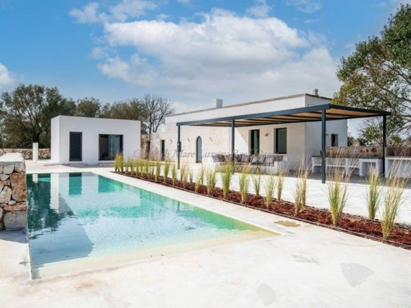 casa indipendente in vendita ad Ostuni