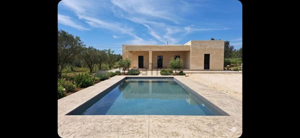 casa indipendente in vendita ad Ostuni