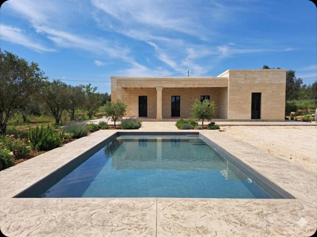 casa indipendente in vendita ad Ostuni
