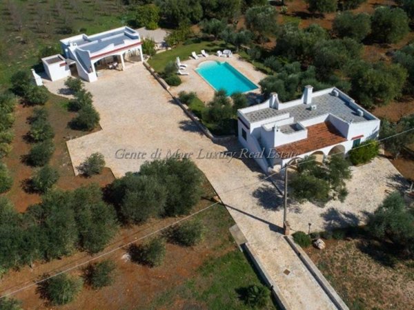 casa indipendente in vendita ad Ostuni