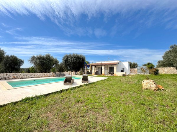 casa indipendente in vendita ad Ostuni