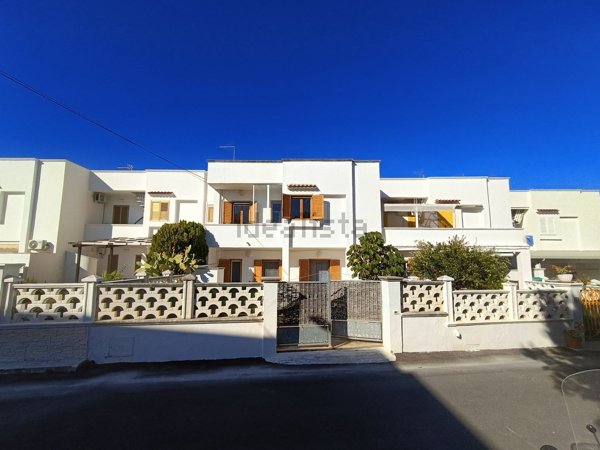 casa indipendente in vendita ad Ostuni in zona Villanova