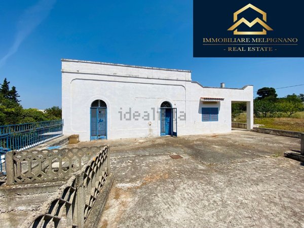 pentavano in vendita ad Ostuni