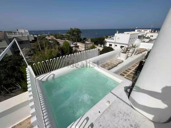 quadrivano in vendita ad Ostuni