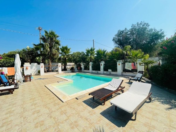 casa indipendente in vendita ad Ostuni