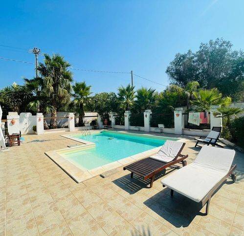 casa indipendente in vendita ad Ostuni