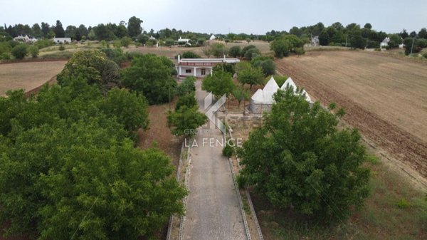 casa indipendente in vendita ad Ostuni