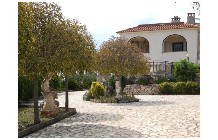 casa indipendente in vendita ad Ostuni