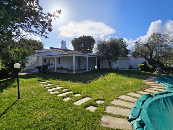 casa indipendente in vendita ad Ostuni