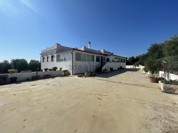casa indipendente in vendita ad Ostuni