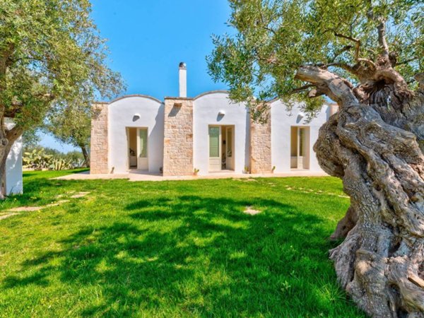 casa indipendente in vendita ad Ostuni