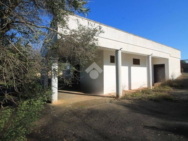 casa indipendente in vendita ad Ostuni