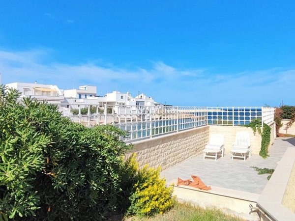 casa indipendente in vendita ad Ostuni in zona Villanova