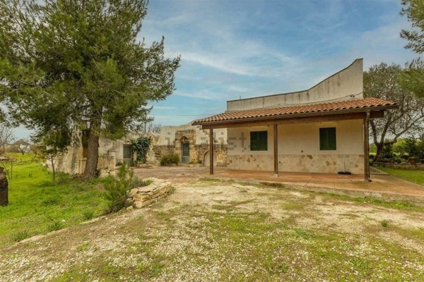 casa indipendente in vendita ad Ostuni
