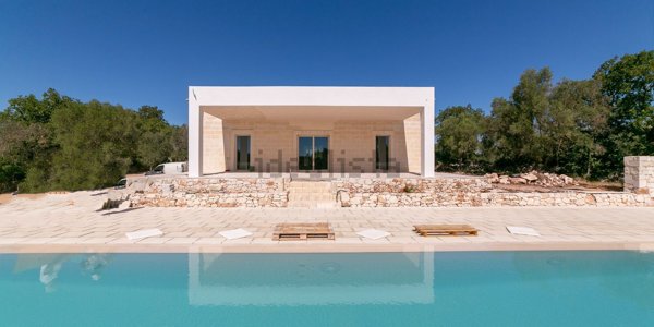 casa indipendente in vendita ad Ostuni