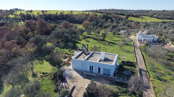 casa indipendente in vendita ad Ostuni
