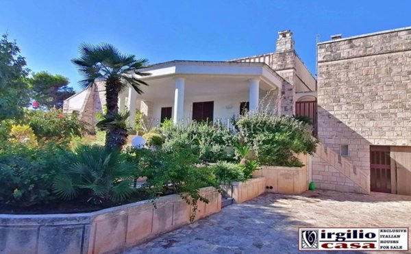 casa indipendente in vendita ad Ostuni