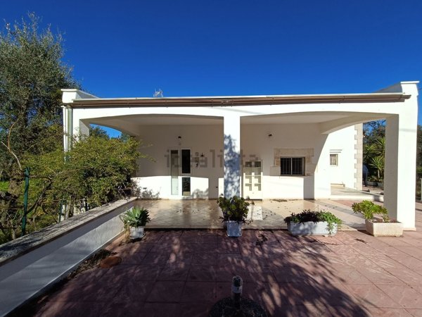 casa indipendente in vendita ad Ostuni