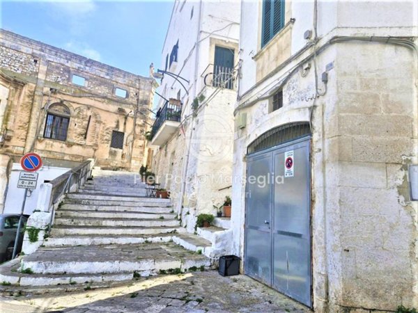 locale commerciale in vendita ad Ostuni