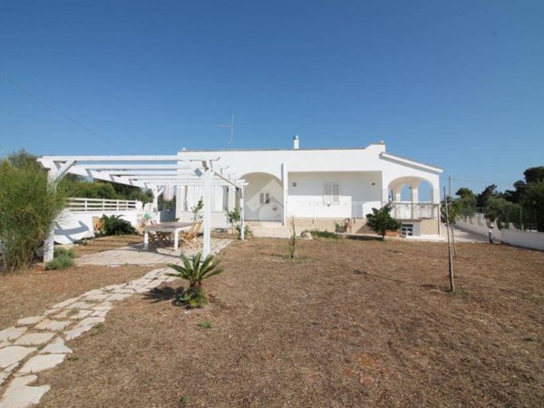 casa indipendente in vendita ad Ostuni