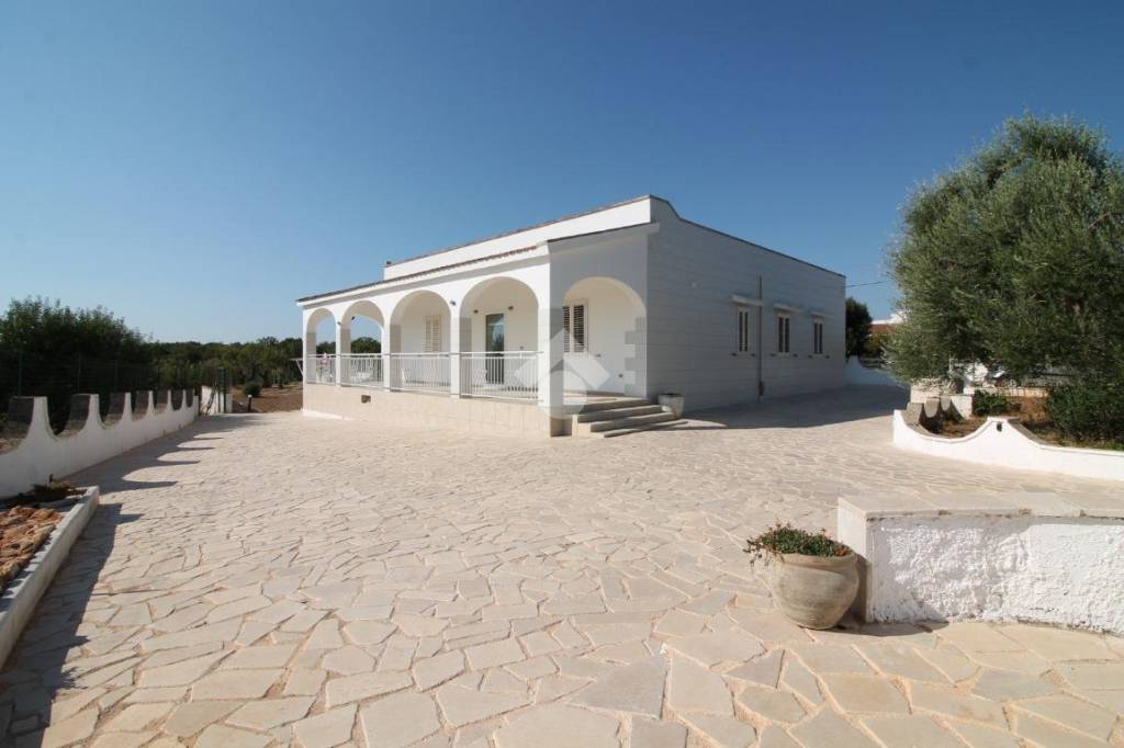 casa indipendente in vendita ad Ostuni