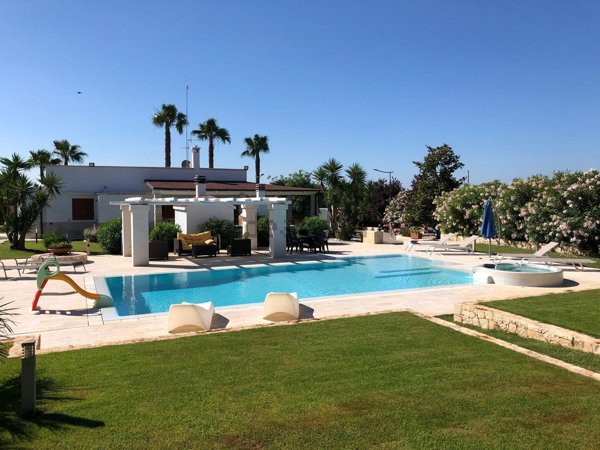 casa indipendente in vendita ad Ostuni