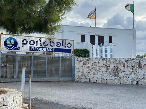 casa indipendente in vendita ad Ostuni in zona Villanova