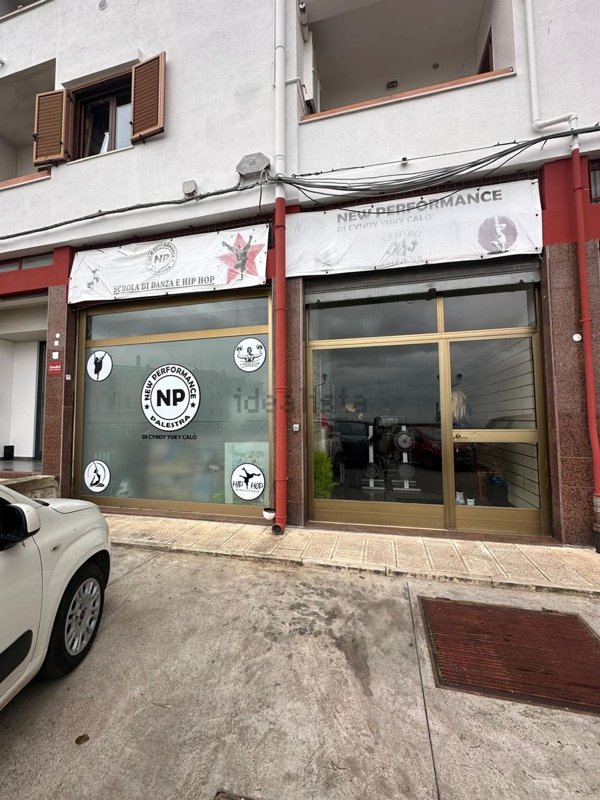 negozio in vendita ad Ostuni