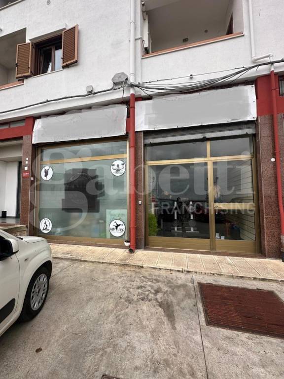 negozio in vendita ad Ostuni