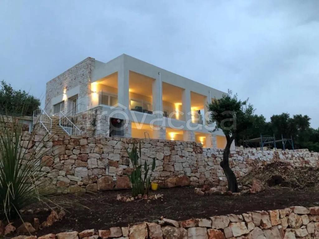 casa indipendente in vendita ad Ostuni