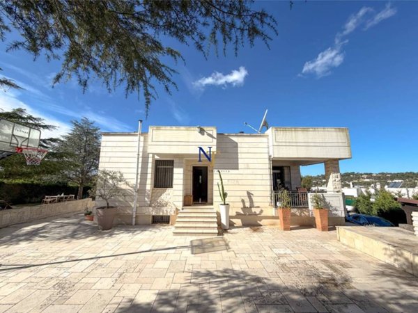casa indipendente in vendita ad Ostuni