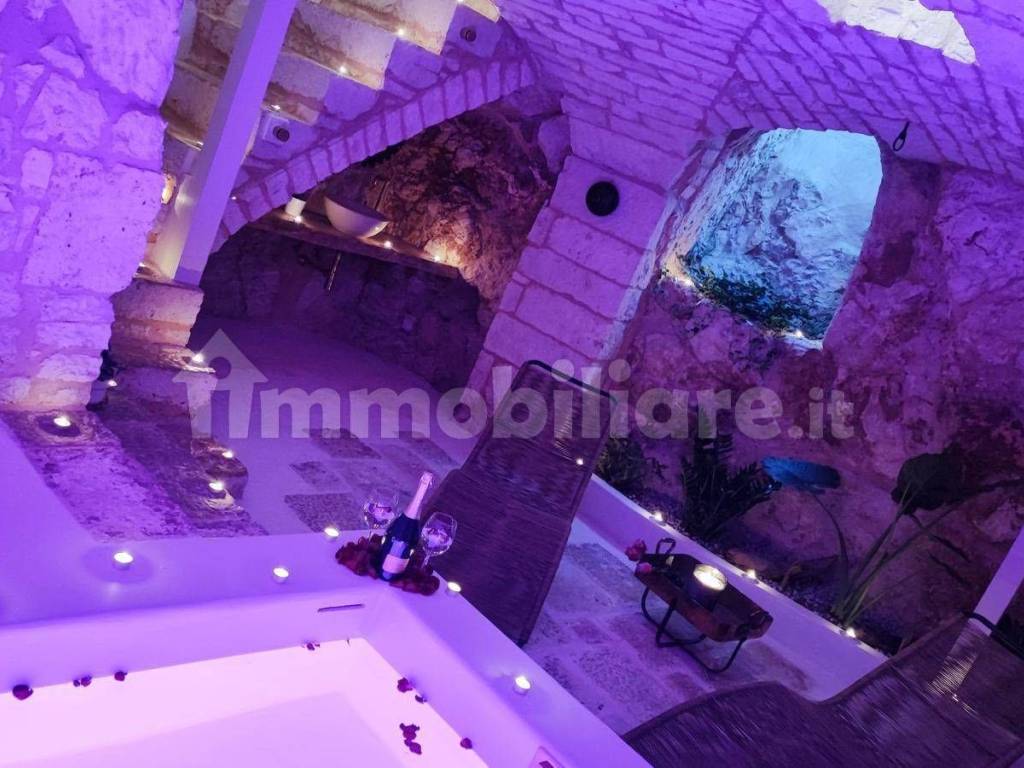 intera palazzina in vendita ad Ostuni