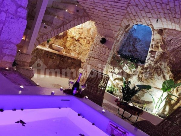 intera palazzina in vendita ad Ostuni