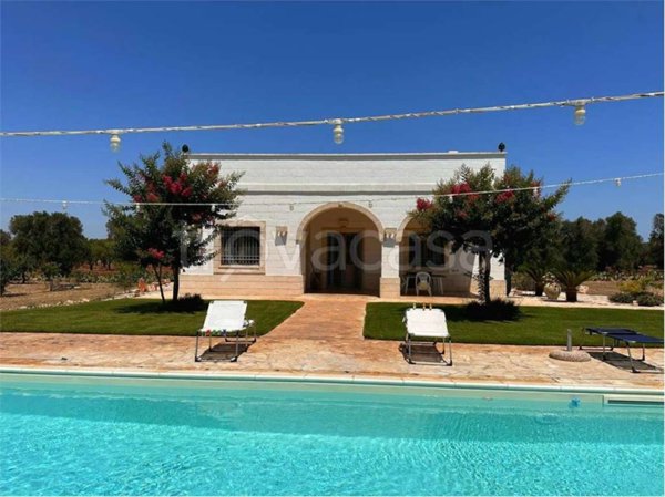 casa indipendente in vendita ad Ostuni in zona Ramunno Secondo