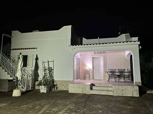 casa indipendente in vendita ad Ostuni
