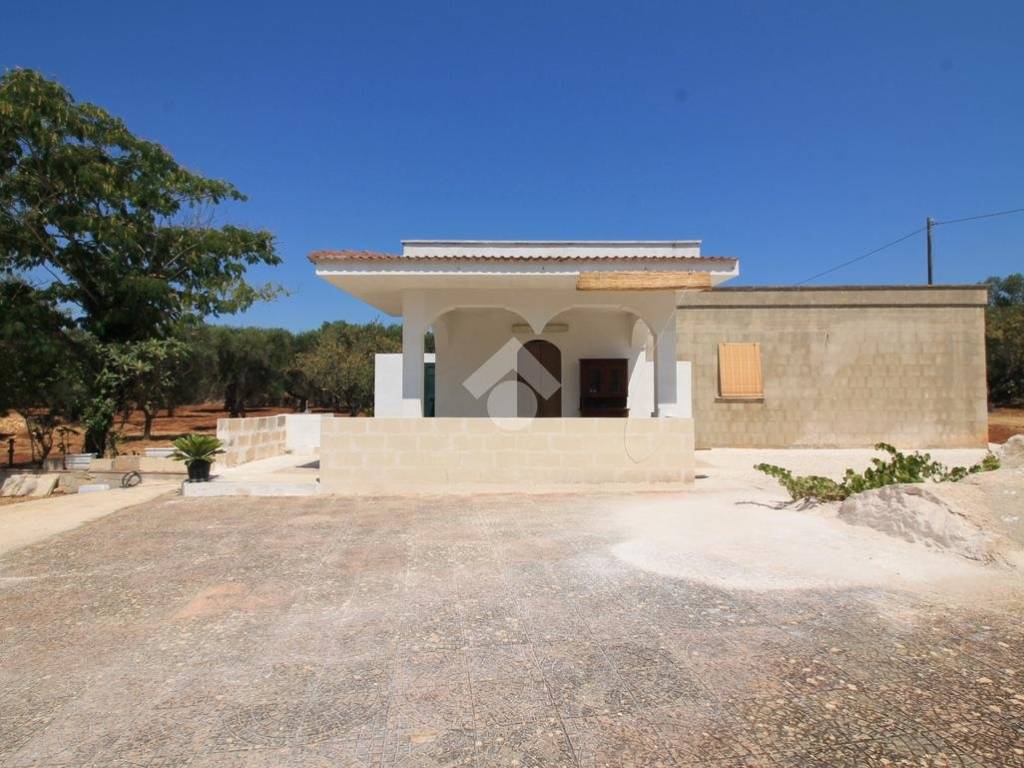 casa indipendente in vendita ad Ostuni
