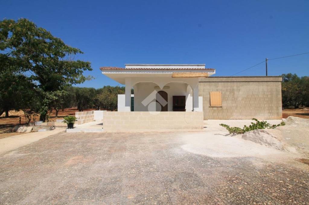 casa indipendente in vendita ad Ostuni