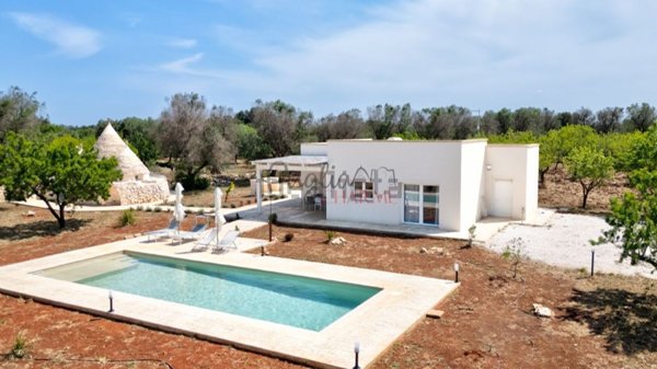 casa indipendente in vendita ad Ostuni