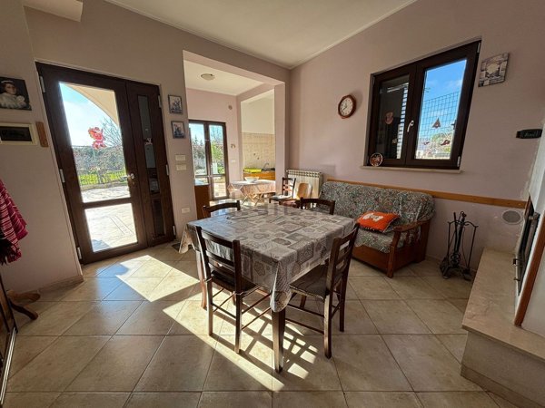casa indipendente in vendita ad Ostuni