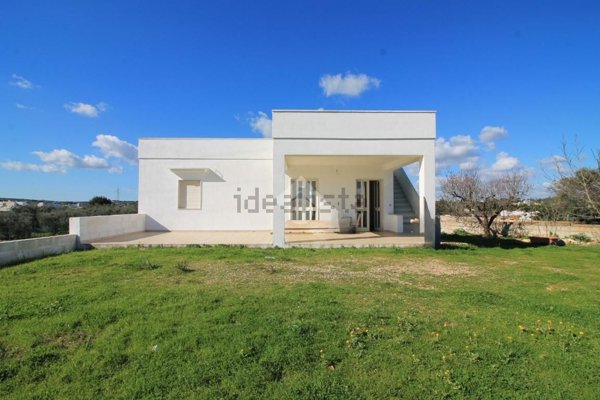 casa indipendente in vendita ad Ostuni