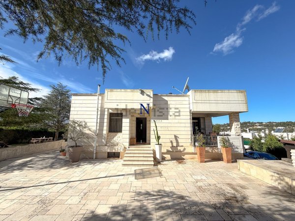 casa indipendente in vendita ad Ostuni
