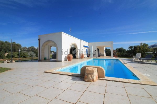 casa indipendente in vendita ad Ostuni