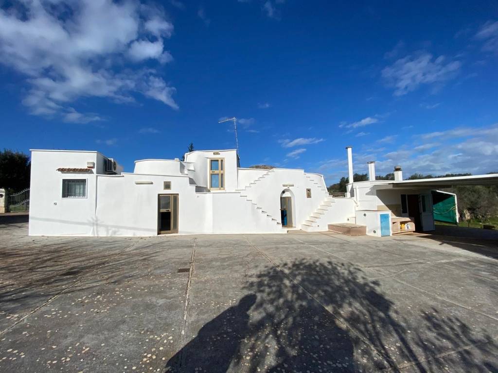 casa indipendente in vendita ad Ostuni