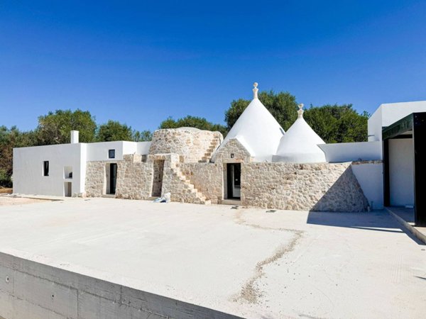 casa indipendente in vendita ad Ostuni