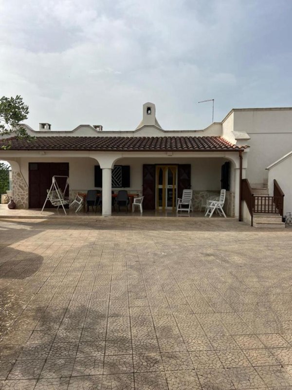 casa indipendente in vendita ad Ostuni