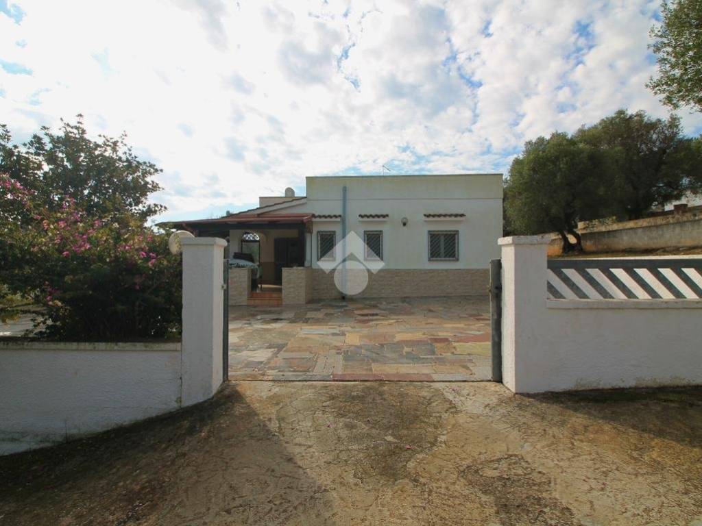 casa indipendente in vendita ad Ostuni