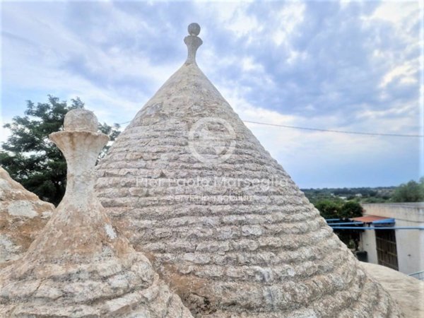 quadrivano in vendita ad Ostuni