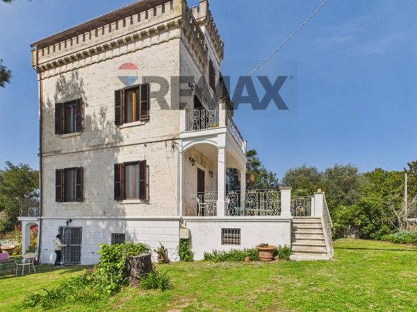 casa indipendente in vendita ad Ostuni