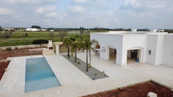 casa indipendente in vendita ad Ostuni